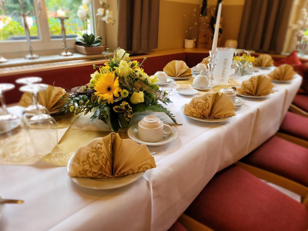 Hotel Alttolkewitzer Hof Дрезден Экстерьер фото