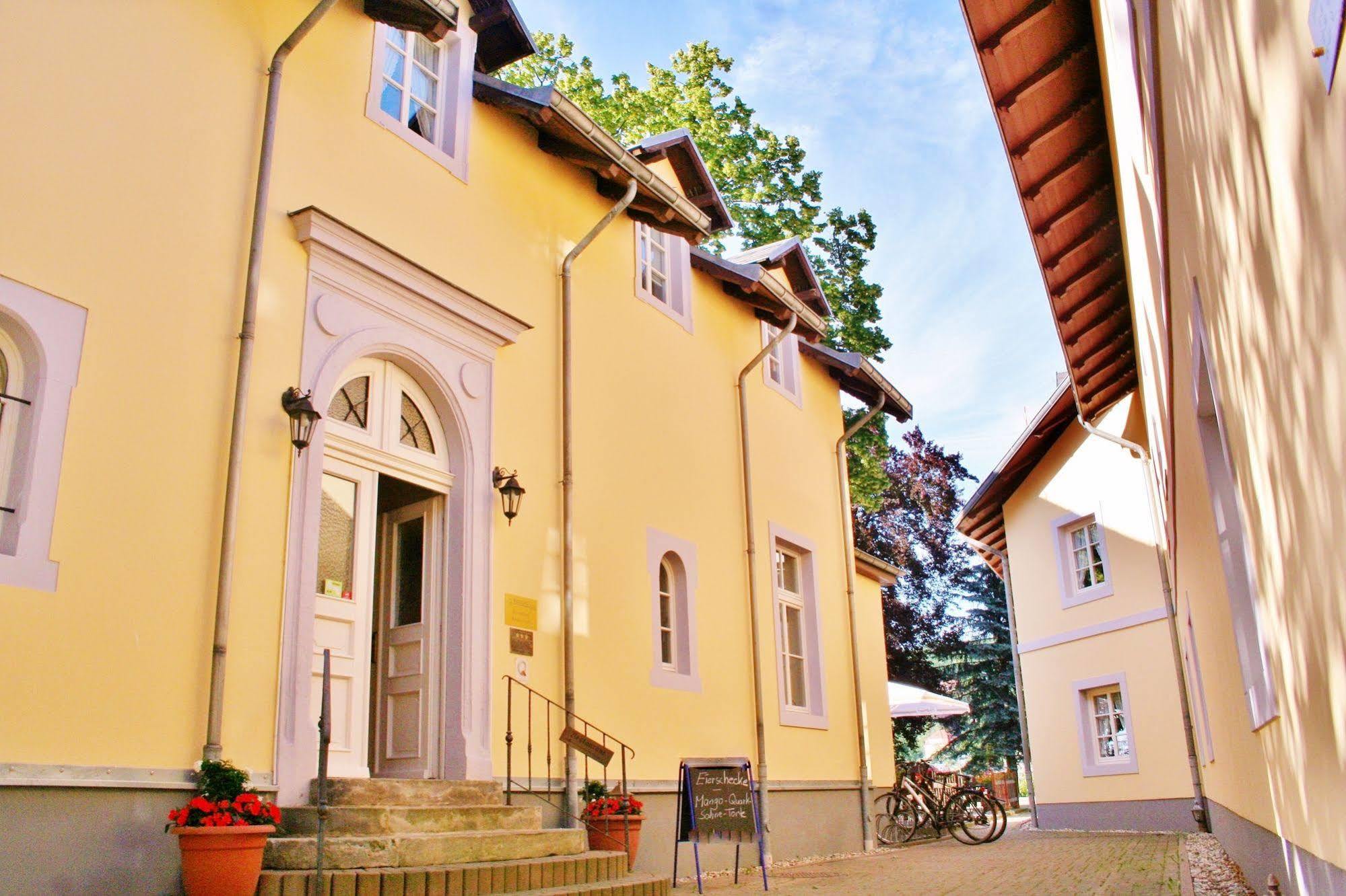 Hotel Alttolkewitzer Hof Дрезден Экстерьер фото